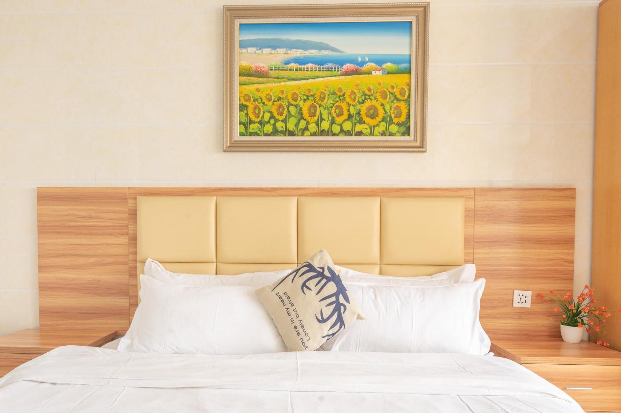 Sunny International Apartment From Beijing Road Cantão Exterior foto