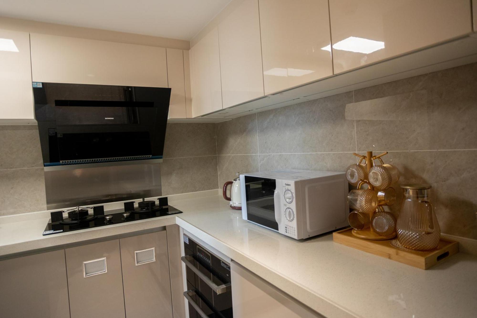 Sunny International Apartment From Beijing Road Cantão Exterior foto