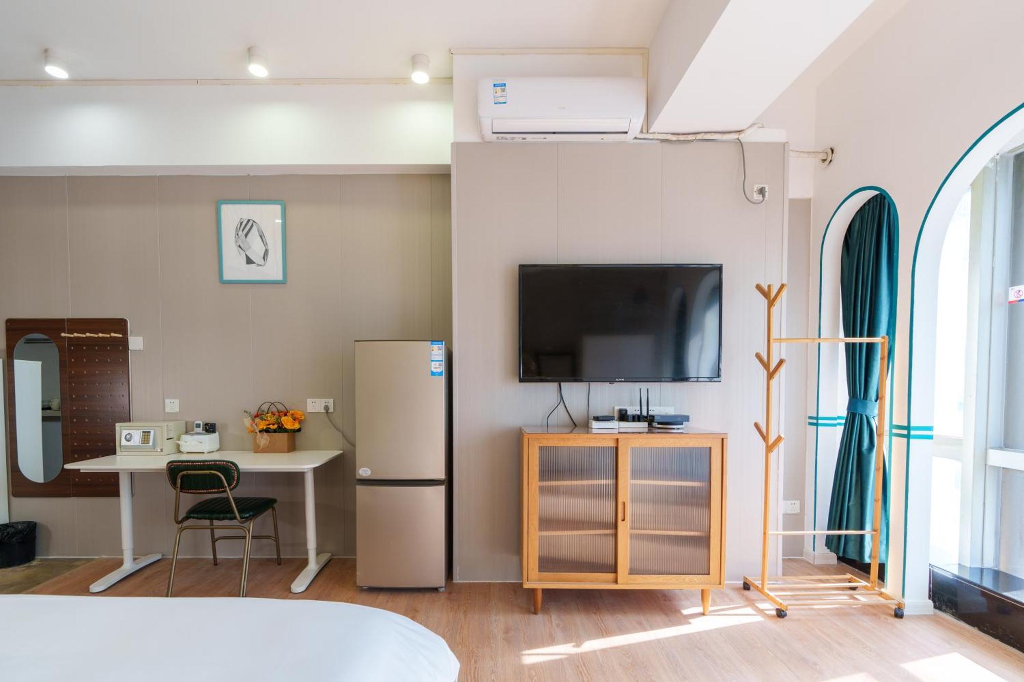 Sunny International Apartment From Beijing Road Cantão Exterior foto