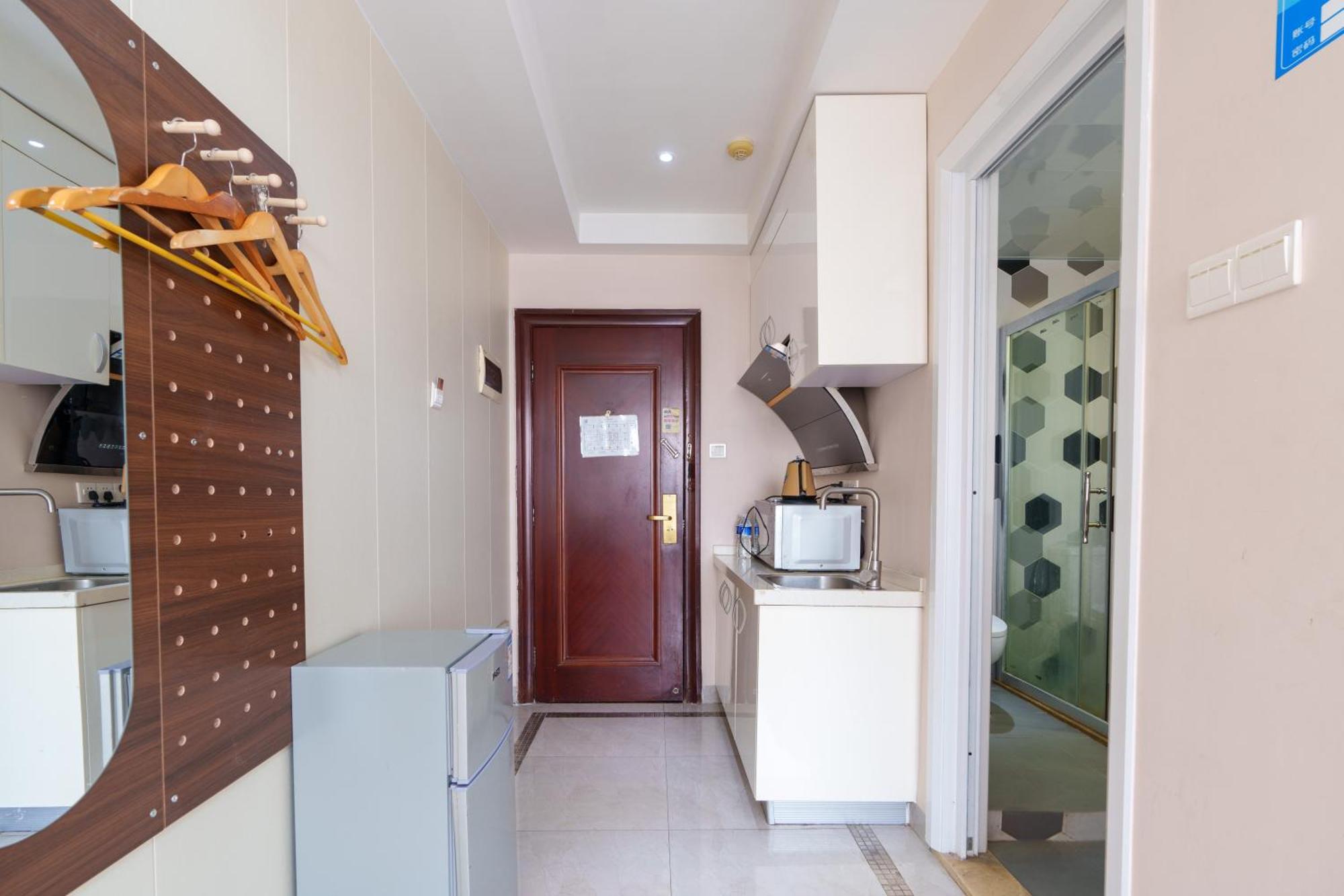 Sunny International Apartment From Beijing Road Cantão Exterior foto