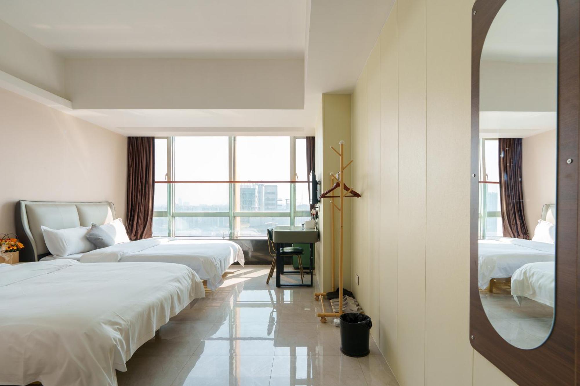 Sunny International Apartment From Beijing Road Cantão Exterior foto