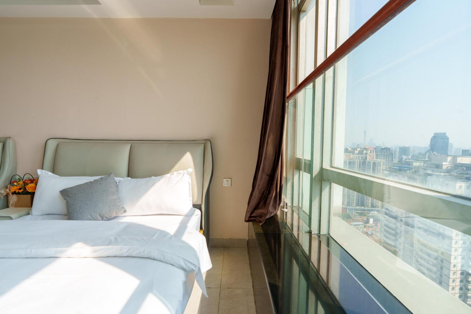 Sunny International Apartment From Beijing Road Cantão Exterior foto