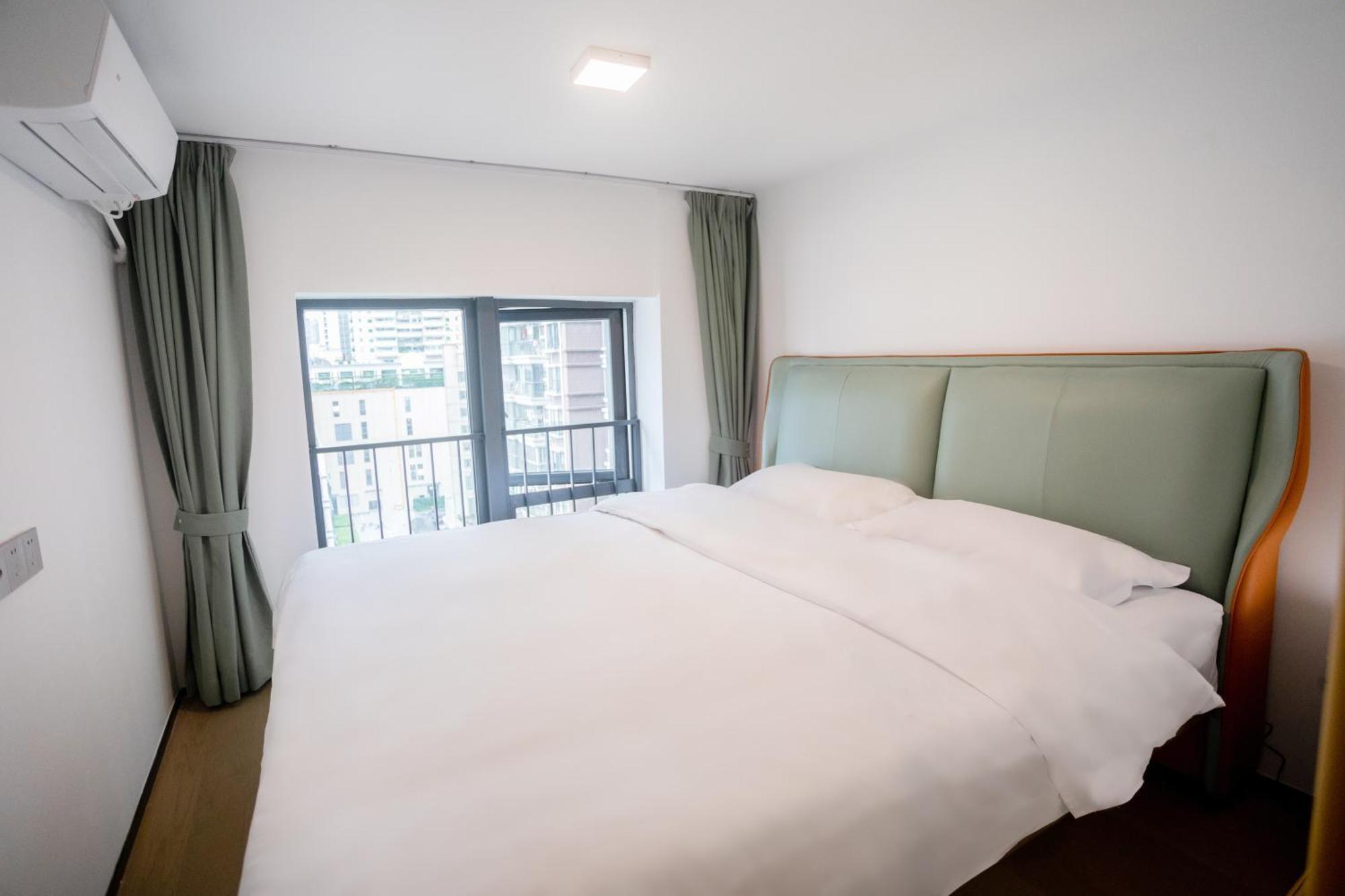 Sunny International Apartment From Beijing Road Cantão Exterior foto