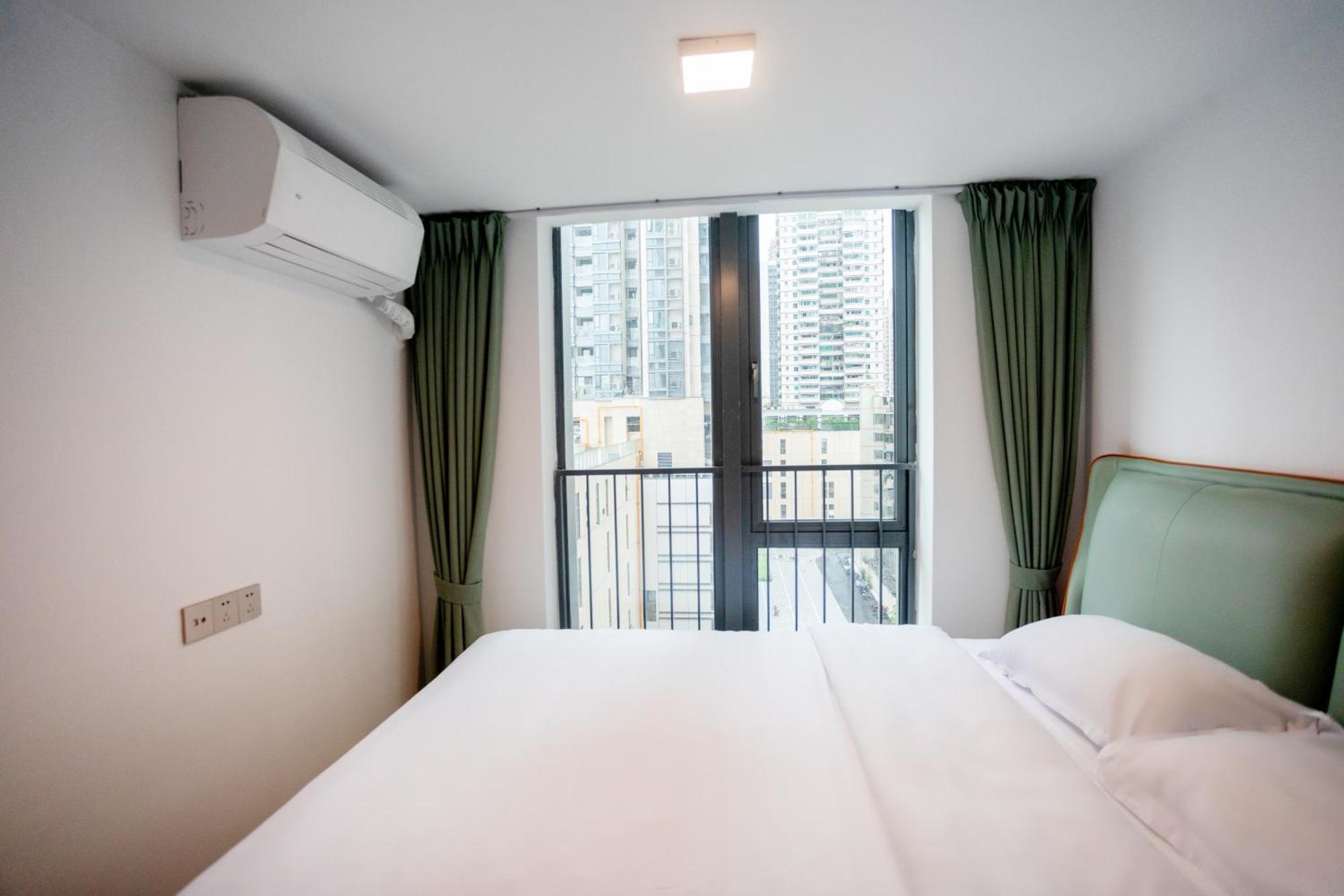 Sunny International Apartment From Beijing Road Cantão Exterior foto